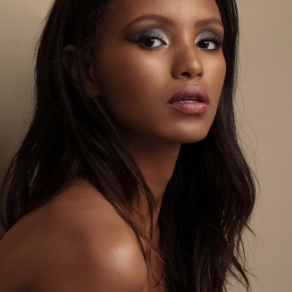 NEW IN BOX Il Makiage Rave Lip Crayon Super Sheer Lip Color ~ Samui (454) 💋 - Picture 4 of 13